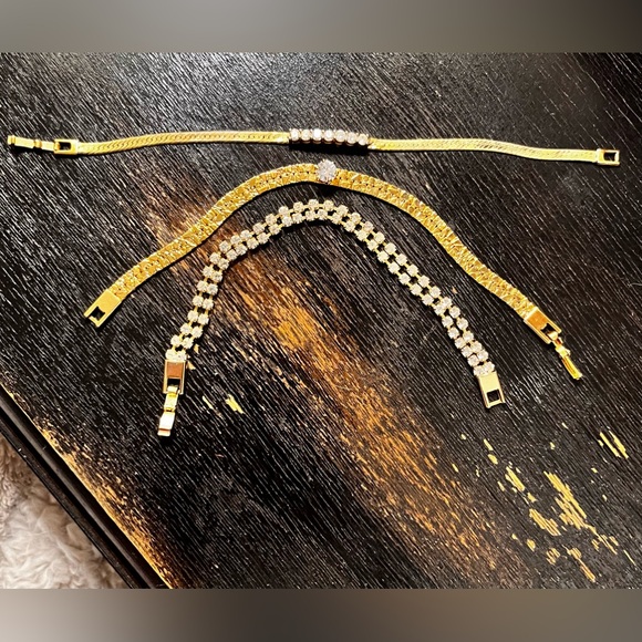 Vintage 3 Bracelet Bundle 💛 Beautiful Shiny Gold & Diamond Look - Picture 2 of 9
